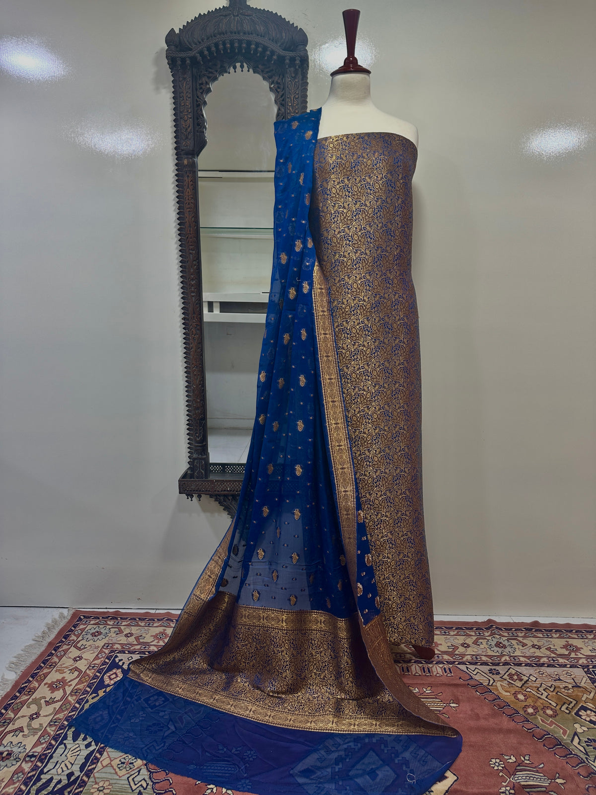 Shirt Pure Kimkhab Atlas With Pure Crinkle Chiffon Dupatta