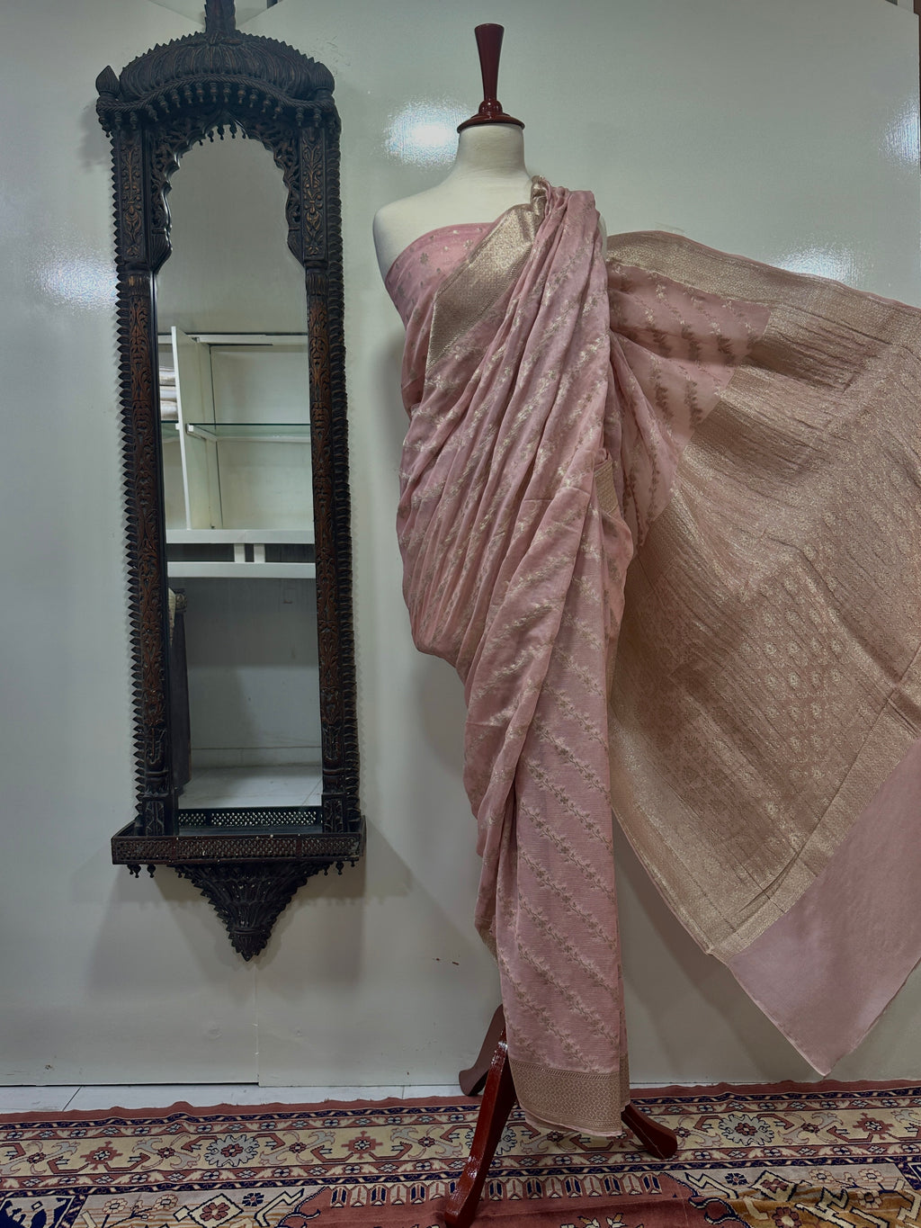 Saree Pure Crinkle Chiffon With Rosegolden Zari Work